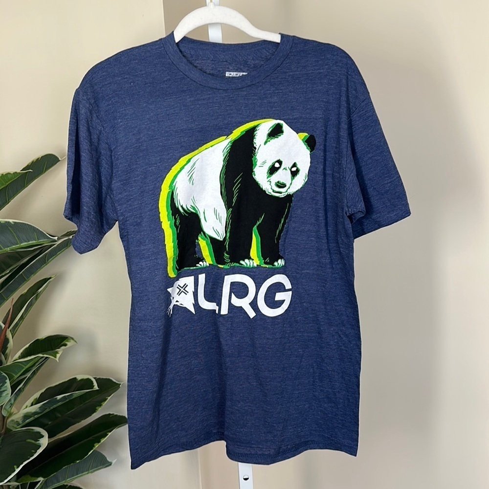 LRG Men’s Standard Fit Tee Shirt Medium Navy